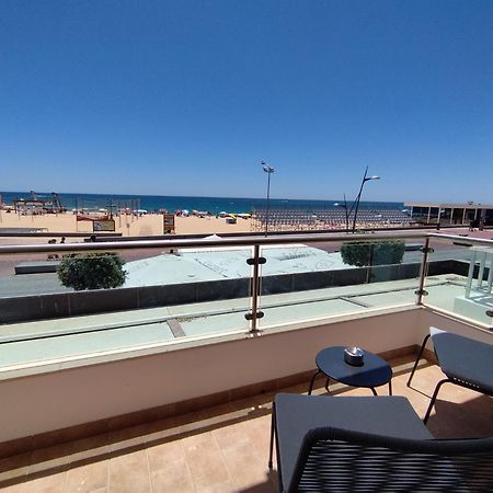 T2 - Praia Pescadores Frente Mar - Casas & Papeis Armação de Pêra Dış mekan fotoğraf