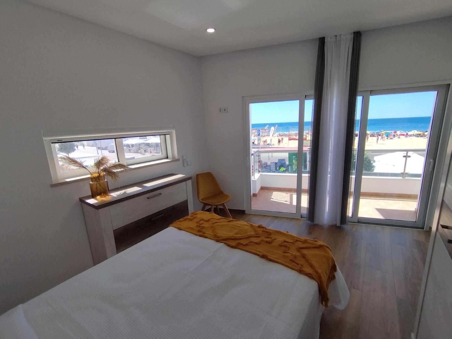 T2 - Praia Pescadores Frente Mar - Casas & Papeis Armação de Pêra Dış mekan fotoğraf